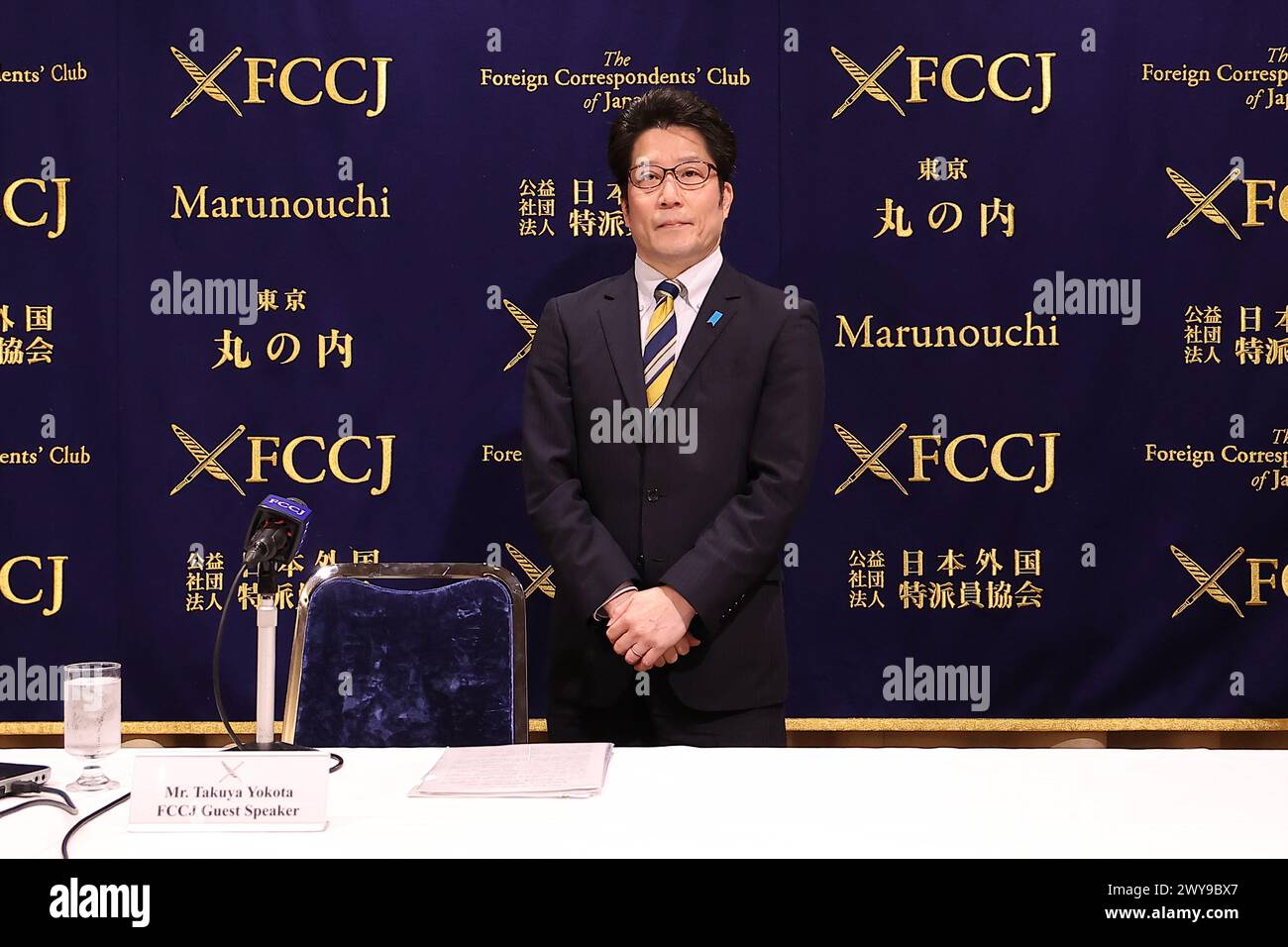 Takuya Yokota, Vertreter der Vereinigung der Familien der von Nordkorea entführten Opfer, nimmt am 5. April 2024 an einer Pressekonferenz im Foreign Correspondents' Club of Japan (FCCJ) in Tokio Teil. Yokota rief zu persönlichen Treffen zwischen japanischen Beamten und Nordkoreanern auf, um die von nordkoreanischen Agenten entführten Japaner zurückzubringen. Seine Schwester Megumi Yokota wurde 1977 gefangen genommen und jahrzehntelang im abgeriegelten Land festgehalten. Quelle: Rodrigo Reyes Marin/AFLO/Alamy Live News Stockfoto