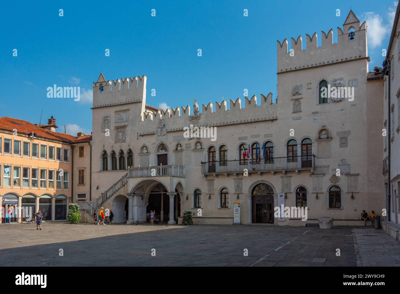 Koper, Slowenien, 23. Juni 2023: Prätorianischer Palast im Zentrum der slowenischen Stadt Koper Stockfoto