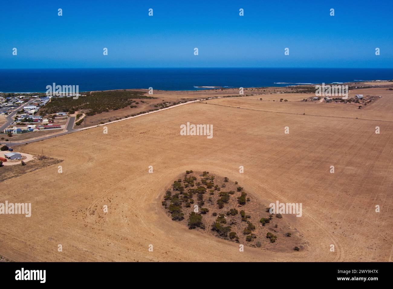 Luftlinie der kleinen Küstengemeinde Port Neill an der Ostküste der Eyre Peninsula South Australia. Stockfoto