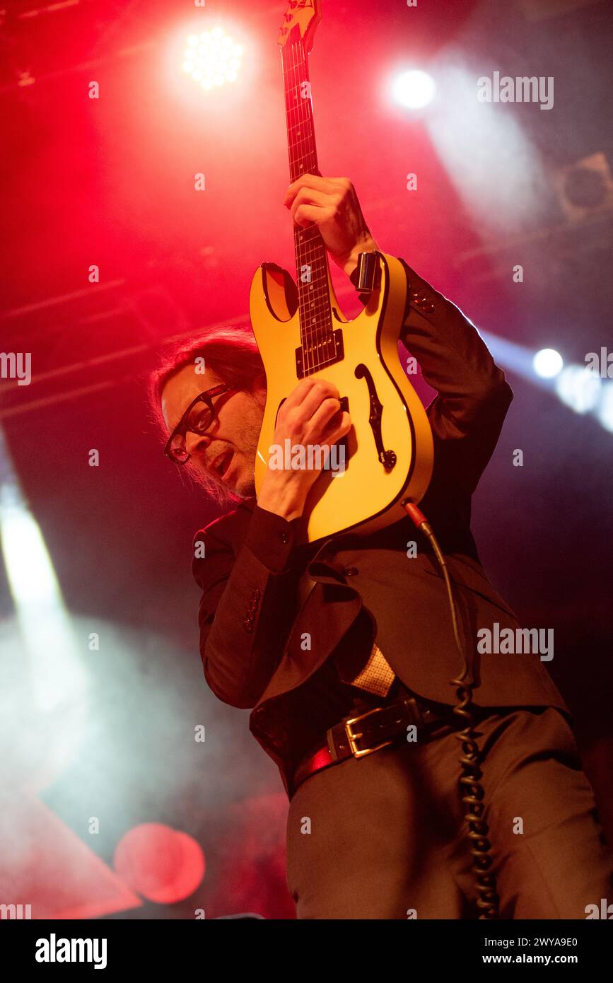 3. April 2024: Mr. Big Gitarrist Paul Gilbert spielt ein Konzert in Mailand Stockfoto