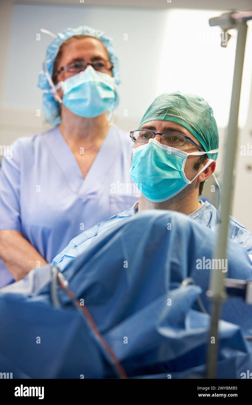 Prostatachirurgie, bipolare TURP (transurethrale Resektion der Prostata), Urologie. Krankenhaus Policlinica Gipuzkoa, San Sebastian, Donostia, Euskadi, Spanien. Stockfoto