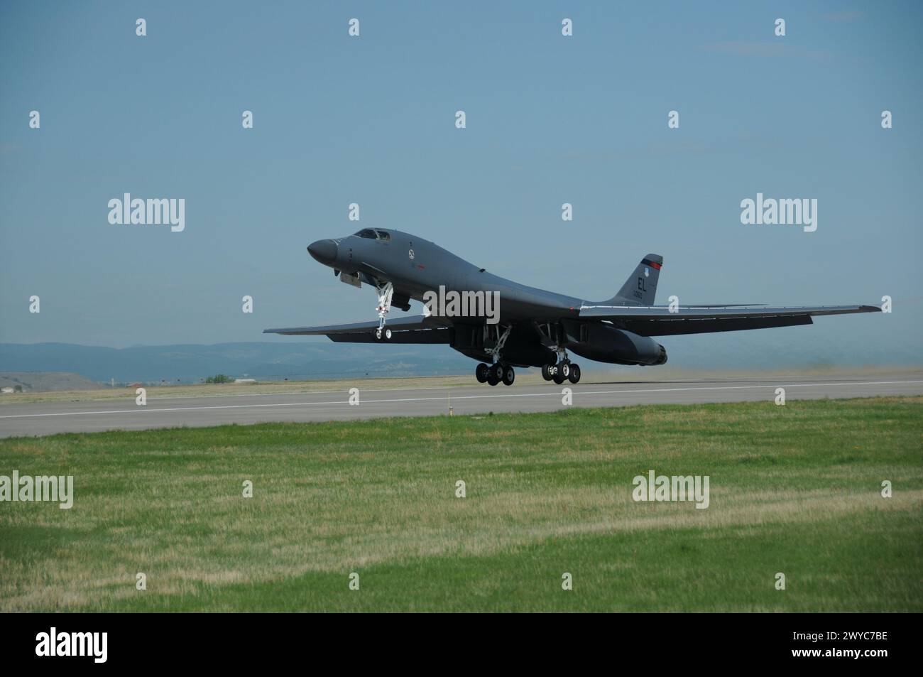 B1-B Lancer startet Stockfoto