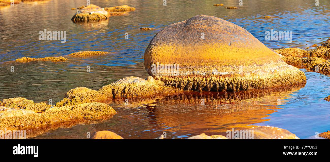 Farben des Flusses Tinto Stockfoto