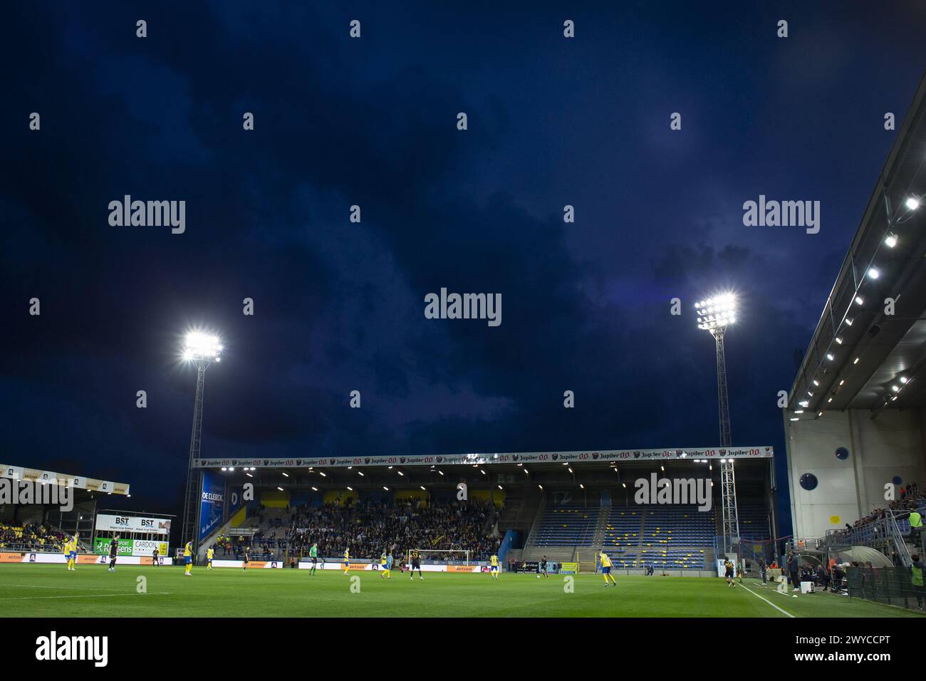 Beveren, Belgien. April 2024. Beverens Freethiel-Stadion, das während eines Fußballspiels zwischen SK Beveren und RSCA Futures (U21 Anderlecht) am Freitag, den 5. April 2024 in Beveren, am 28/30. Tag der zweiten Liga der Challenger Pro League 2023-2024 in der belgischen Meisterschaft gezeigt wurde. BELGA FOTO KRISTOF VAN ACCOM Credit: Belga News Agency/Alamy Live News Stockfoto