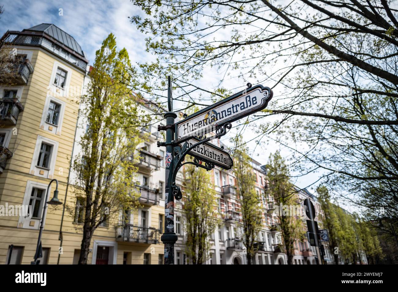 Berlin Pankow OT Prenzlauer Berg Husemannstraße - 06.04.2024 Berlin *** Berlin Pankow OT Prenzlauer Berg Husemannstraße 06 04 2024 Berlin Stockfoto