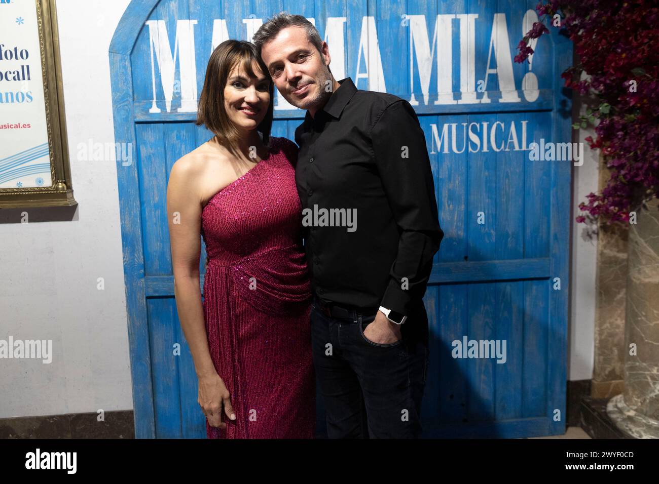 Madrid, Spanien. April 2024. Irene Villa und Juan Pablo Lauro nehmen am Fotocall „Mamma Mia, das Musical, 25 Jahrestag“ im Theater Rialto in Madrid Teil. Quelle: SOPA Images Limited/Alamy Live News Stockfoto