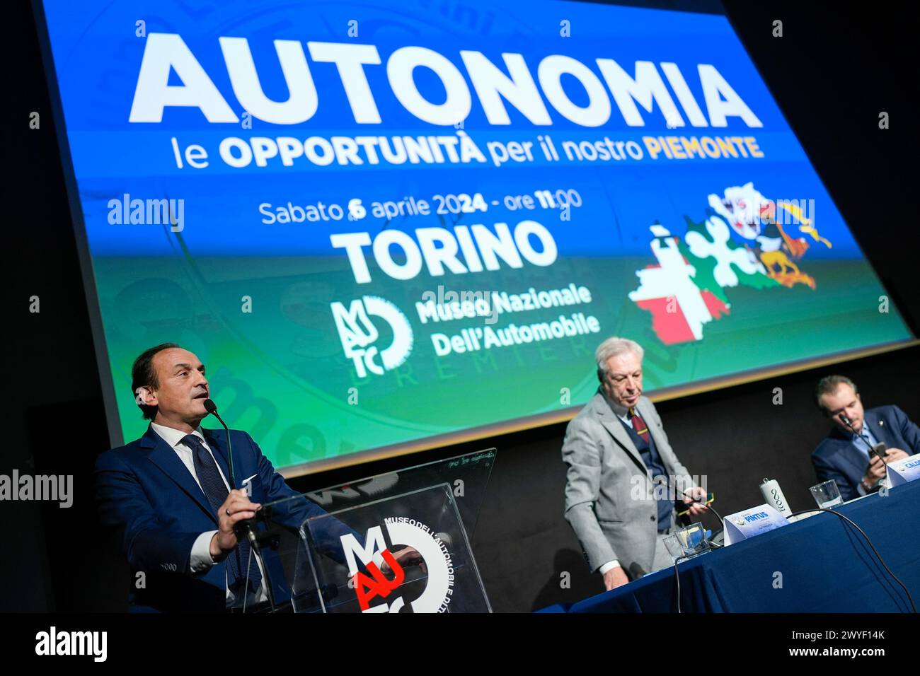 Turin, Italien. April 2024. Turin. Konferenz über Autonomie, organisiert von der Premier League Salvini. Auf dem Foto: Alberto Cirio Credit: Independent Photo Agency/Alamy Live News Stockfoto