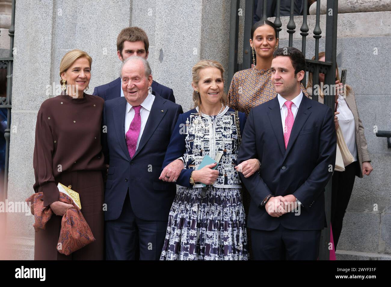 König Juan Carlos I. von Spanien während der Hochzeit von Jose Luis Martinez-Almeida mit Teresa Urquijo in der Pfarrei San Francisco de Borja, 6. April 2024, Stockfoto