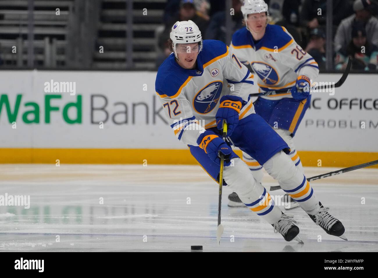 Buffalo Sabres right wing Tage Thompson moves the puck against the Seattle Kraken during the second period of an NHL hockey game Monday, March 18, 2024, in Seattle. (AP Photo/Lindsey Wasson) Stockfoto