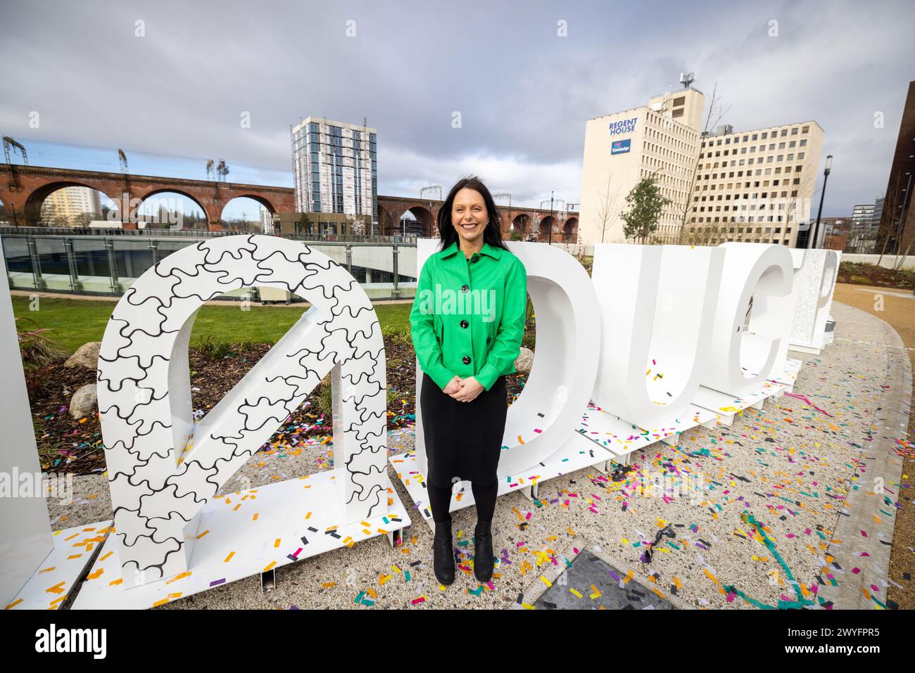 Stockport Transport Interchange und Viaduct Park offizielle Eröffnung - 18. März 2024. Caroline Simpson (Chief Executive Des Stockport Council) Stockfoto