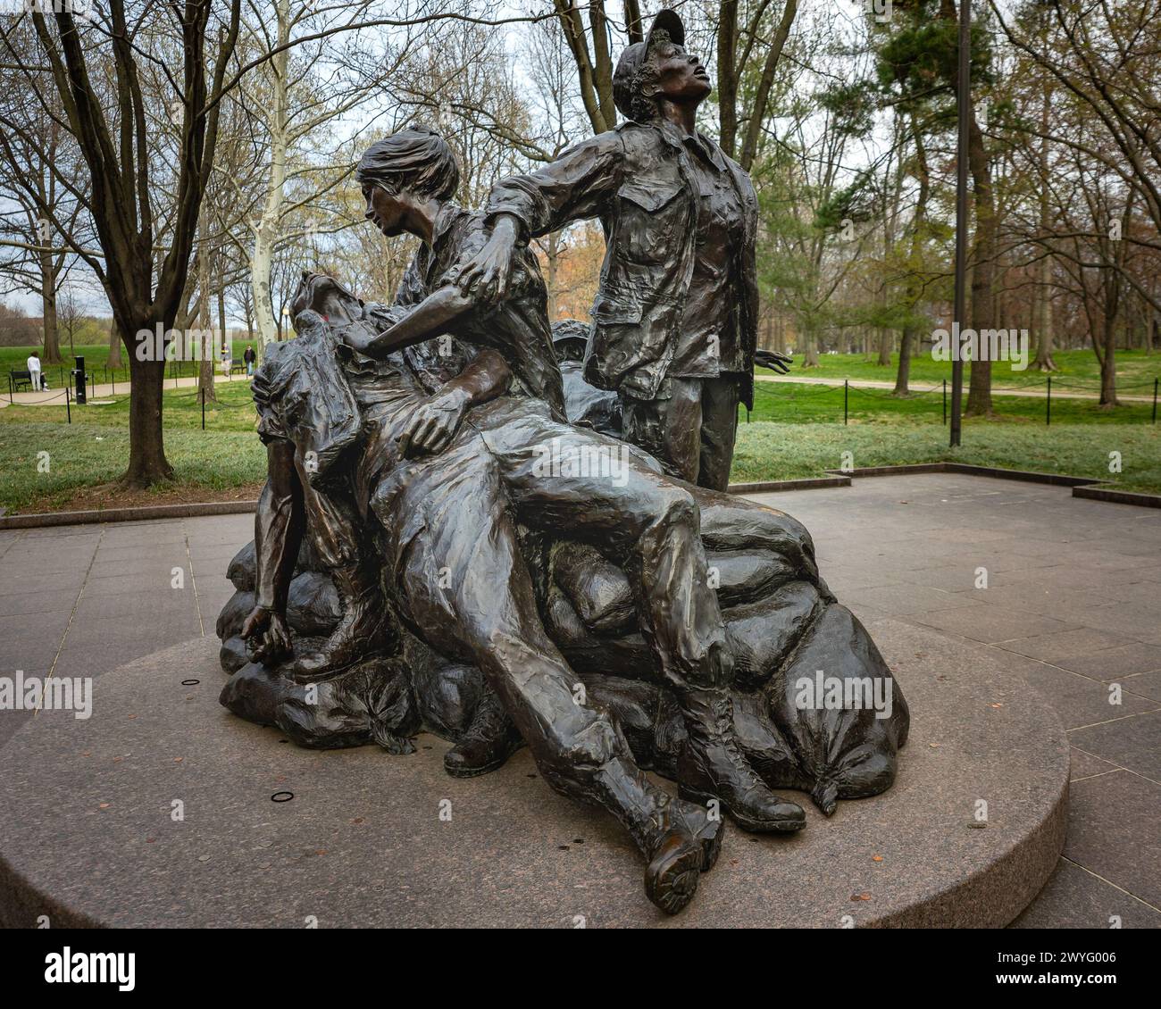 Washington DC – USA – 22. März 2024 das von Glenna Goodacre entworfene Vietnam Women's Memorial in Bronze, ein Denkmal für die Krankenschwestern und Frauen der Stockfoto