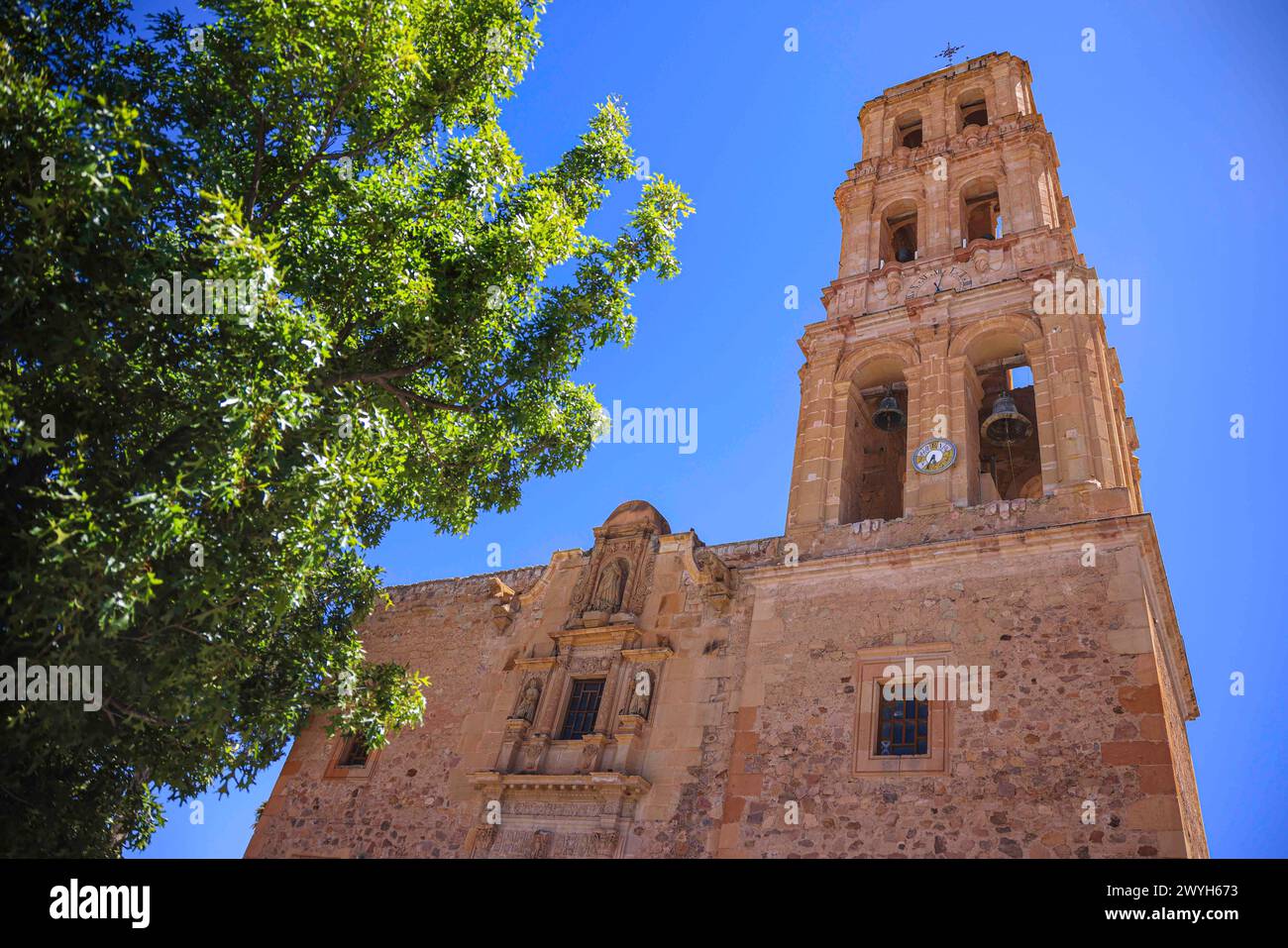 Gemeinde Santo Domingo de Guzmán in Sombrerete im Bundesstaat Zacatecas, Mexiko. Kirche, Religion, Katholizismus (Foto: Luis Gutierrez/Norte Photo). Parroquia de Santo Domingo de Guzmán en Sombrerete en estado Zacatecas, Mexiko. Iglecia, Religion, catolicismo (Foto por Luis Gutierrez/Norte Photo). Stockfoto