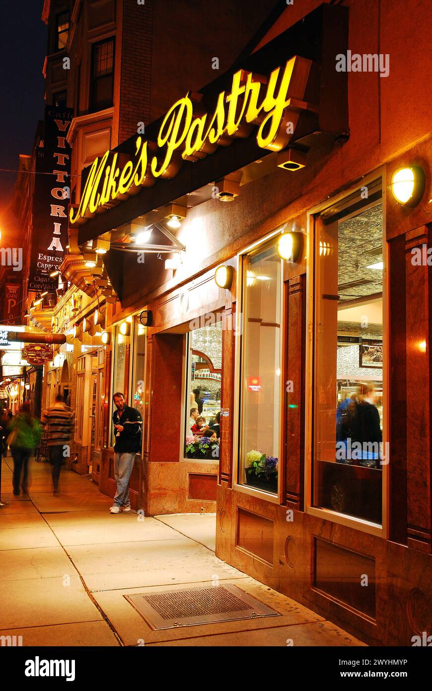 Mike's Plätzchen verkauft italienische Backwaren und Backwaren im italienischen Viertel Boston am North End Stockfoto