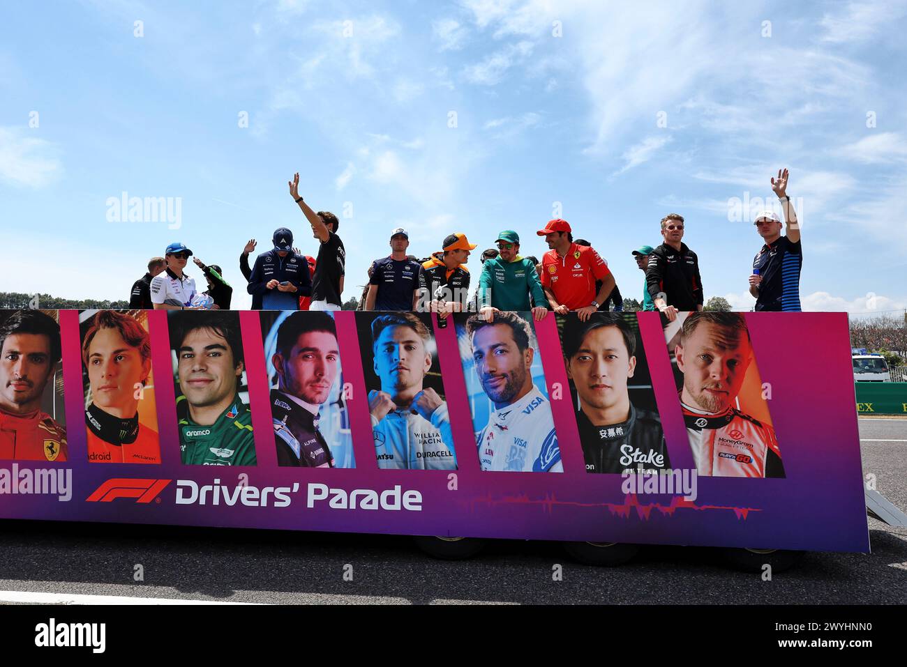 Suzuka, Japan. April 2024. Fahrerparade. Formel-1-Weltmeisterschaft, Rd 4, großer Preis von Japan, Sonntag, 7. April 2024. Suzuka, Japan. Quelle: James Moy/Alamy Live News Stockfoto