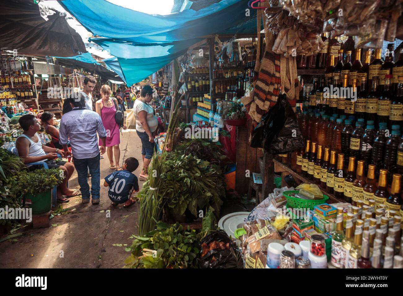Szenen vom Belen Markt in der Amazonas-Dschungelstadt Iquitos, wo der Rio Itaya auf den Rio Amazonas trifft Stockfoto