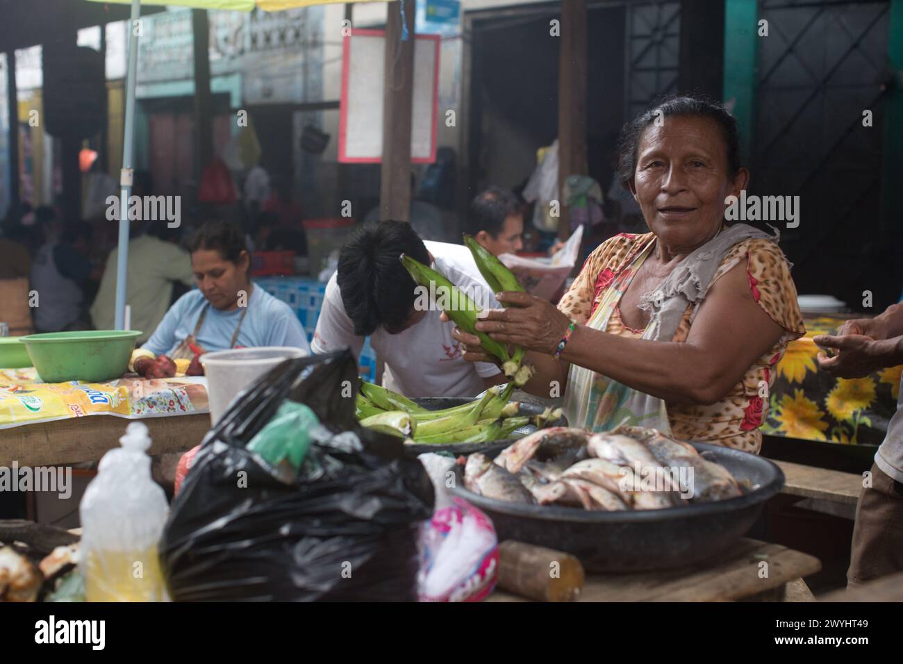 Szenen vom Belen Markt in der Amazonas-Dschungelstadt Iquitos, wo der Rio Itaya auf den Rio Amazonas trifft Stockfoto