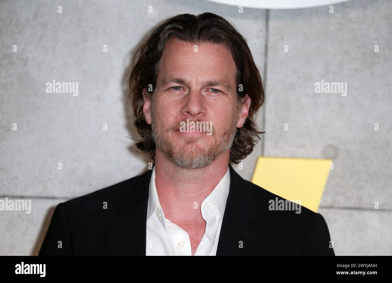 London, Großbritannien. April 2024. Jonathan Nolan nimmt an der Fallout UK Special Screening im Television Centre in White City, London Teil. (Foto: Fred Duval/SOPA Images/SIPA USA) Credit: SIPA USA/Alamy Live News Stockfoto