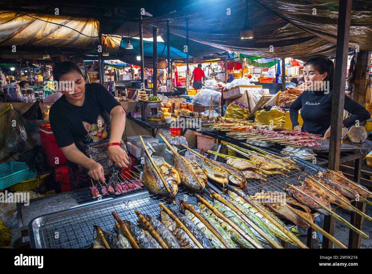 Kambodscha, Provinz Kep, Kep Searesort, der Markt, Fisch- und Meeresfrüchte-Barbecue-Stände Stockfoto