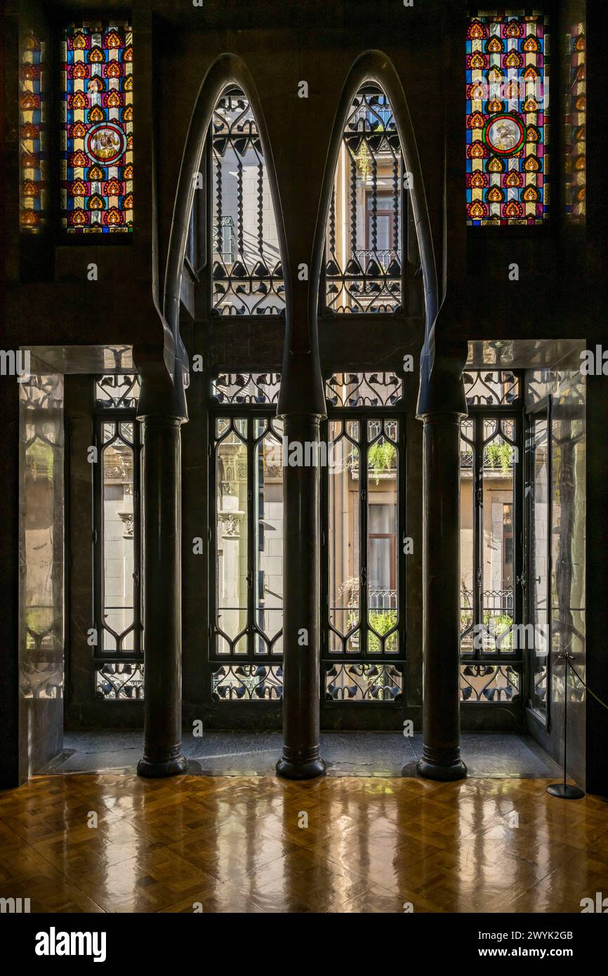 Spanien, Katalonien, Barcelona, Palau Güell, erbaut zwischen 1886 und 1891 vom katalanischen modernistischen Architekten Antoni Gaudi, UNESCO-Weltkulturerbe, Halle der verlorenen Ursachen Stockfoto