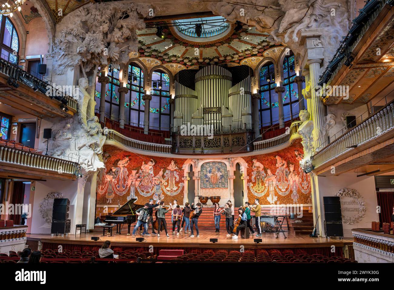 Spanien, Katalonien, Barcelona, Palau de la Musica Catalana (Katalanischer Musikpalast), Konzertsaal entworfen vom Architekten der katalanischen Moderne Lluis Domènech i Montaner, UNESCO-Weltkulturerbe Stockfoto
