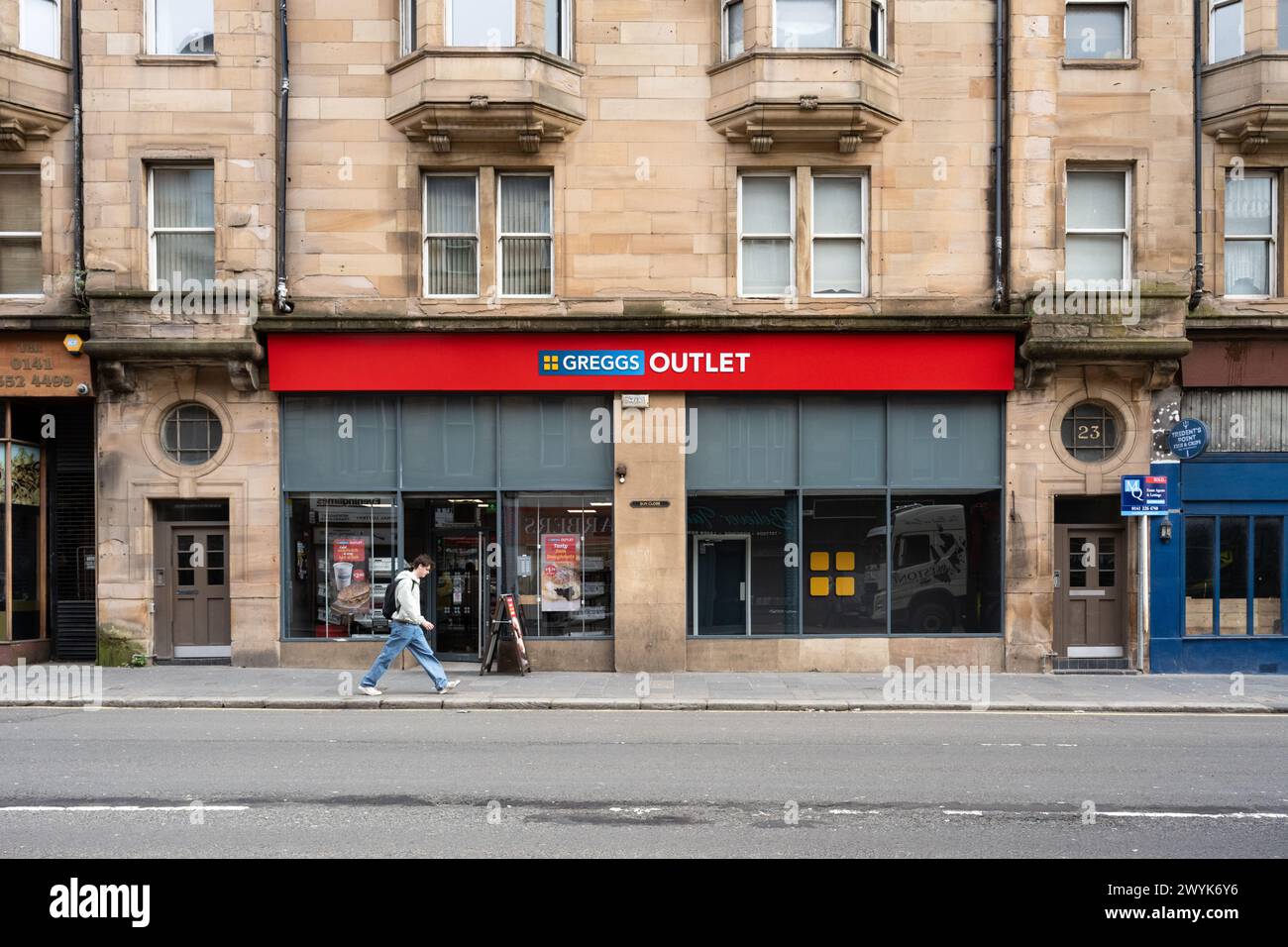 Greggs Outlet Shop, Saltmarket, Glasgow, Schottland, Großbritannien Stockfoto