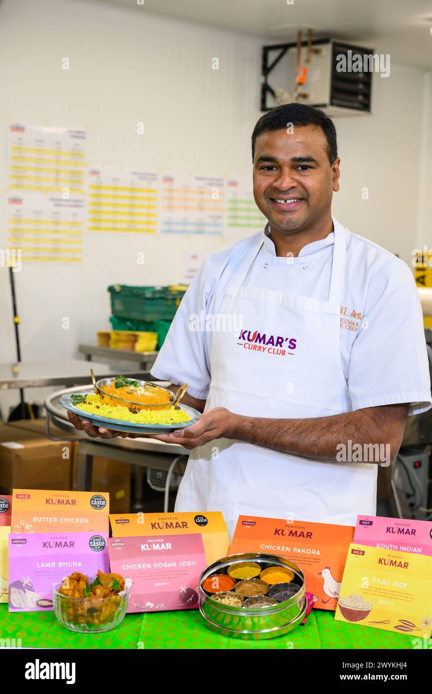 Im Bild: Praveen Kumar das Familienunternehmen Praveen Kumar bringt 11 Linien indischer Curry Fertiggerichte in Asda Stores in ganz Schottland auf den Markt – die Stockfoto