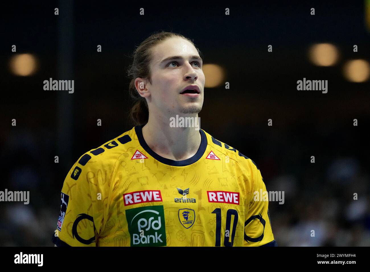 Wetzlar, Deutschland. April 2024. Wetzlar, Deutschland, 7. April 2024: JURI Knorr ( Rhein-Necker-Löwen) während des Liqui Moly Handball-Bundesliga-Spiels zwischen HSG Wetzlar und Rhein-Neckar-Löwen in der Buderus-Arena in Wetzlar. (Julia Kneissl/SPP) Credit: SPP Sport Press Photo. /Alamy Live News Stockfoto