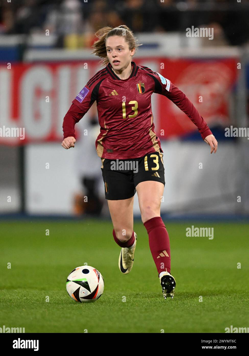 LEUVEN - Valesca Ampoorter aus Belgien während des Qualifikationsspiels der Frauen in der Gruppe A2 zwischen Belgien und Spanien im den Dreef Stadium am 5. April 2024 in Leuven, Belgien. ANP | Hollandse Hoogte | GERRIT VAN COLOGNE Stockfoto