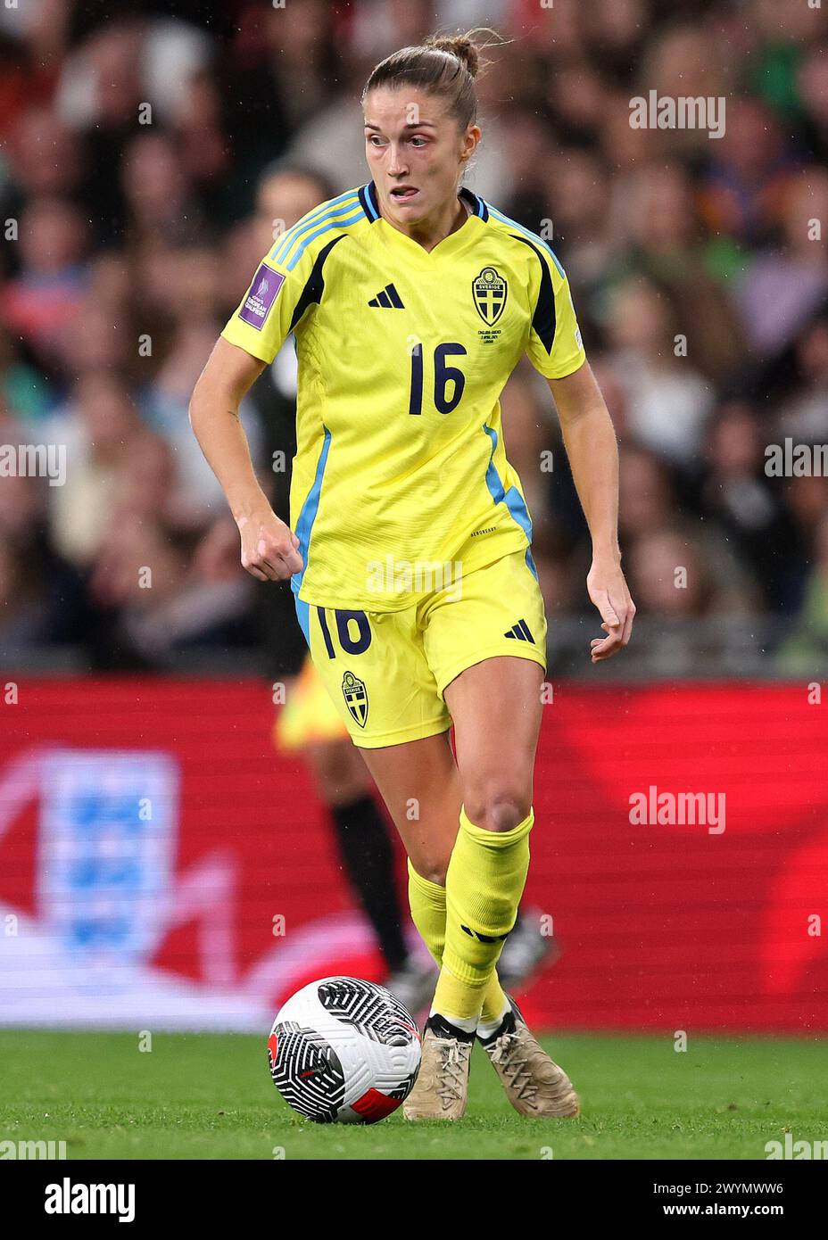 London, England, 5. April 2024. Filippa Angeldal aus Schweden während des UEFA-Qualifikationsspiels der Frauen im Wembley-Stadion in London. Bild: Paul Terry / Sportimage Stockfoto