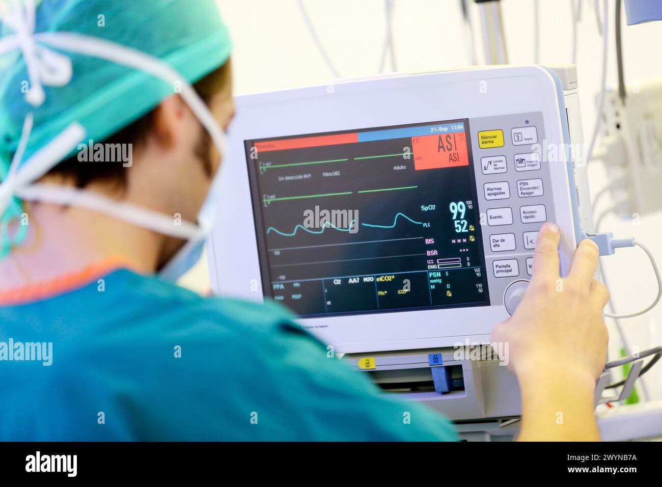 Chirurg, Chirurgie, Operationssaal, Onkologikoa Hospital, Onkologisches Institut, Fallzentrum für Prävention, Diagnose und Behandlung von Krebs, Donostia, San Sebastian, Gipuzkoa, Baskenland, Spanien. Stockfoto
