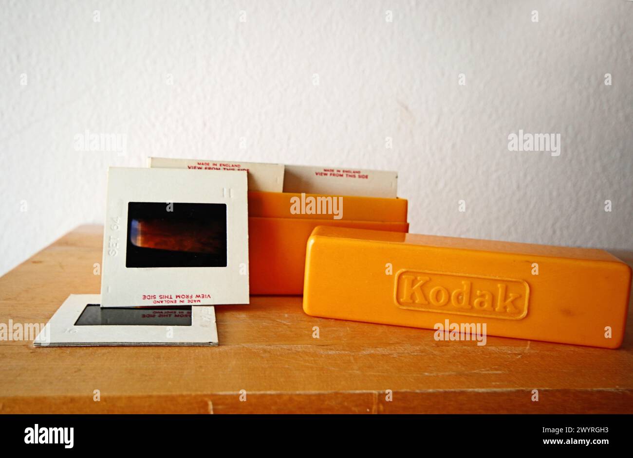 Vintage Kodak Farbdias mit 35 mm Durchmesser, Folien mit positivem Originaldurchmesser, analoge Fotografie Stockfoto