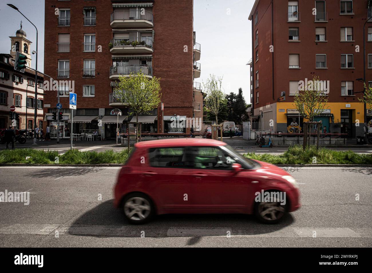 Mailand, Italien. April 2024. Investimento Pedone in Viale Monza 267Milano, Italia - Cronaca Luned&#xec;, 8. April 2024. (Foto di Marco Ottico/Lapresse) Fußgängerunfall in der Viale Monza 267 Mailand, Italien - Nachrichten Montag, 8. April 2024. (Foto: Marco Ottico/Lapresse) Credit: LaPresse/Alamy Live News Stockfoto