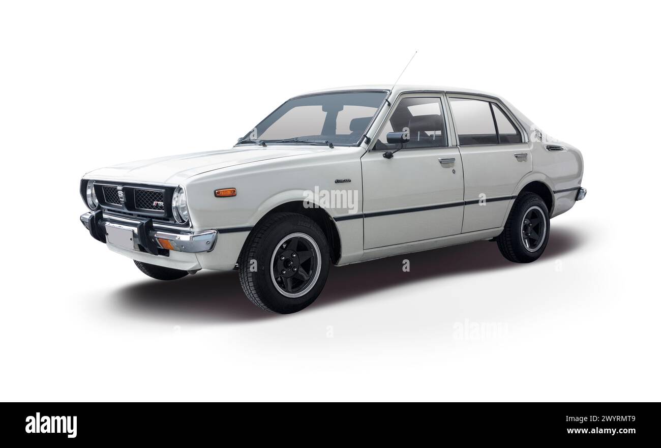Toyota Corolla Oldtimer isoliert auf weißem Hintergrund Stockfoto