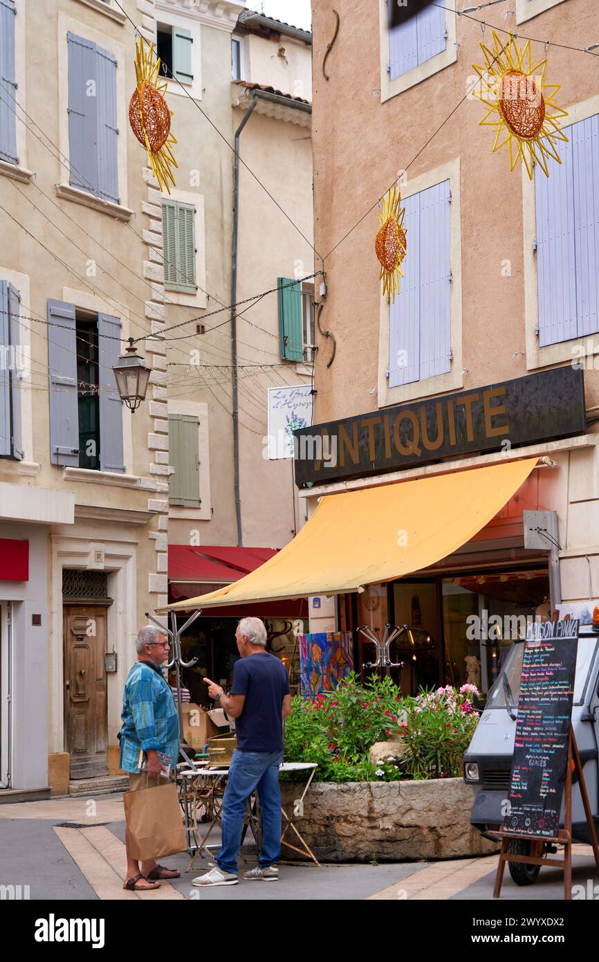 Place du Postel, Apt, Vaucluse, Provence-Alpes-Côte dAzur, Frankreich, Europa. Stockfoto