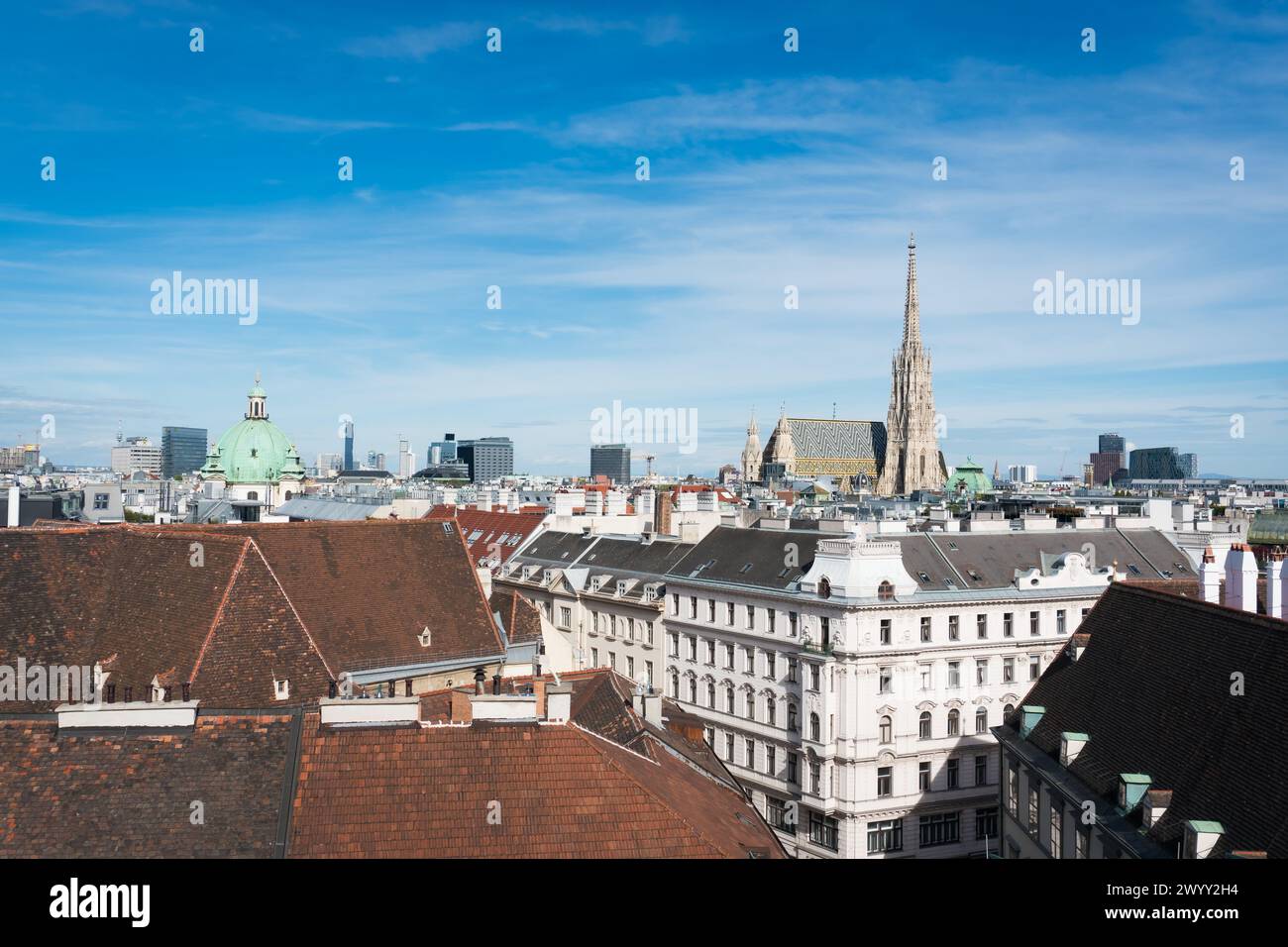 Blick auf das berühmte Wahrzeichen St. Stephansdom in Wien Österreich. Stockfoto