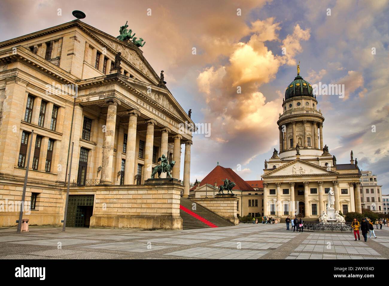 Konzerthaus, Neue Kirche, Gendarmenmarkt, Berlin, Deutschland. Stockfoto