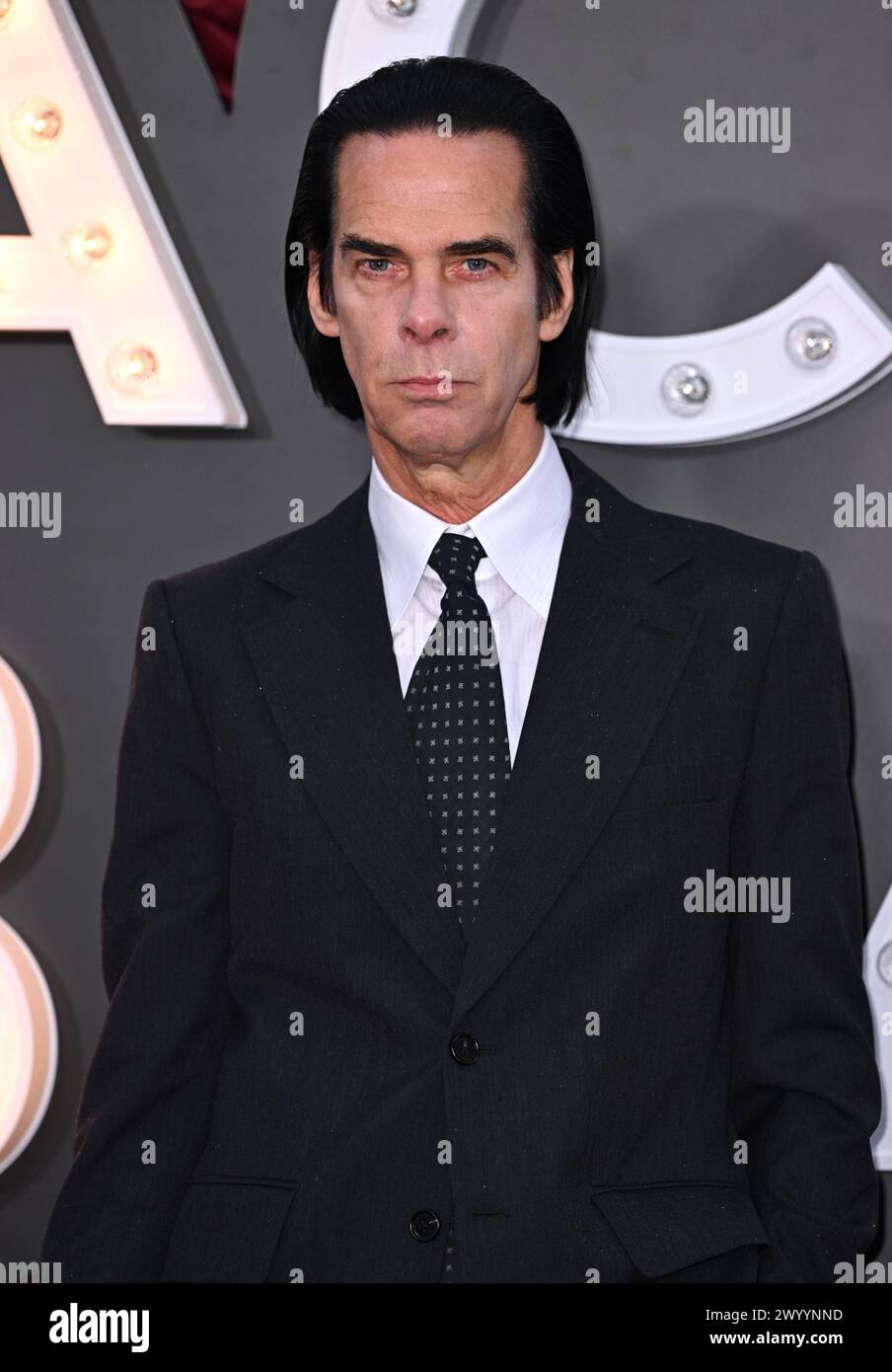 London, Großbritannien. April 2024. Nick Cave Ankunft an der Back to Black World Premiere, Odeon Luxe Cinema, Leicester Square. Quelle: Doug Peters/EMPICS/Alamy Live News Stockfoto