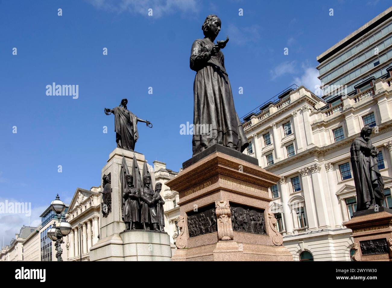 Statue der Florence Nightingale und Krim war Memorial, Waterloo Place, London, Großbritannien Stockfoto