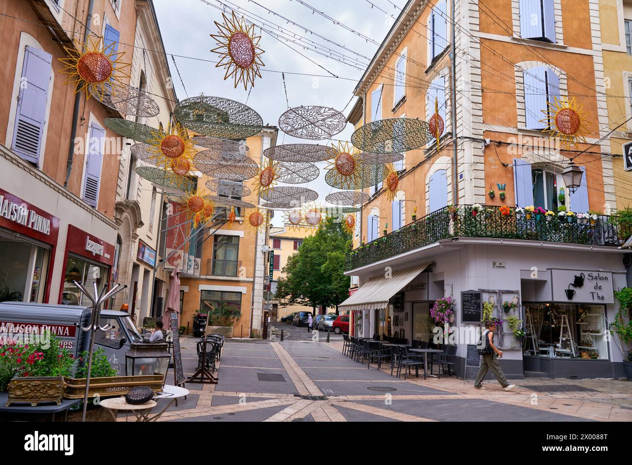 Place du Postel, Apt, Vaucluse, Provence-Alpes-Côte dAzur, Frankreich, Europa. Stockfoto