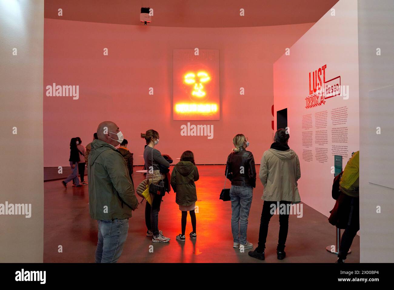 Ausstellung DER BRÜLLENDEN ZWANZIGER, Guggenheim Bilbao Museum, Bilbao, Baskenland, Spanien, Europa. Stockfoto