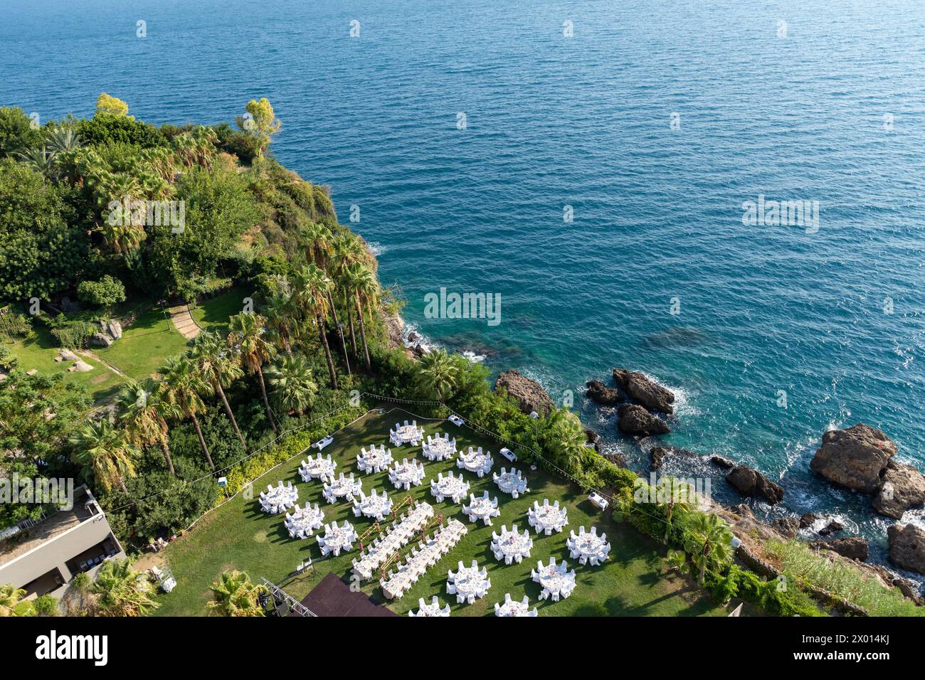 Hochzeit im Garten am Strand. Hochwertige Fotos Stockfoto