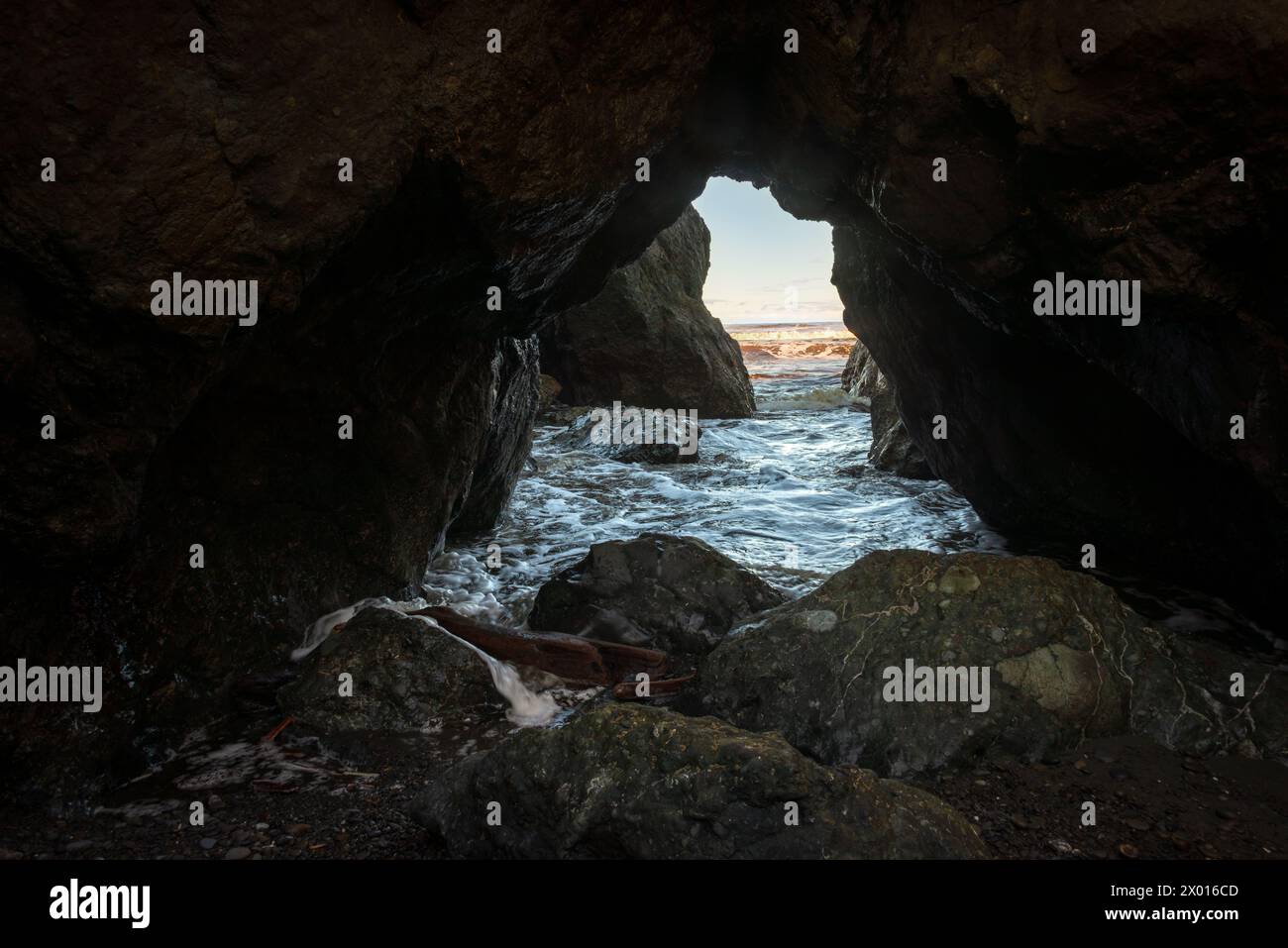 Ruby Beach erodierte Rock Arch im Olympic National Park, Washington State, USA Stockfoto