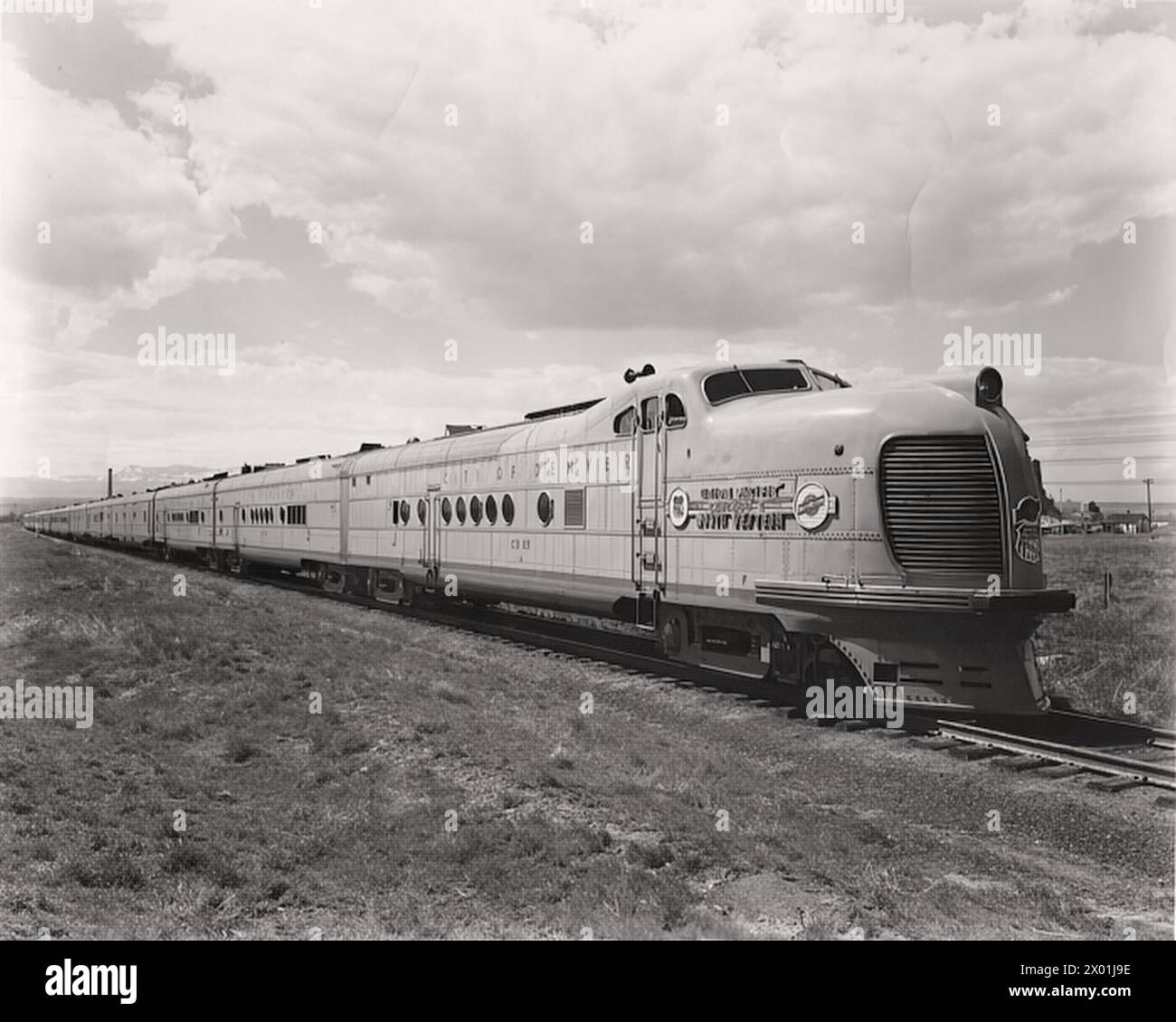 Union Pacific M-10005 City of Denver - Vintage-Fotografie im Zug Stockfoto