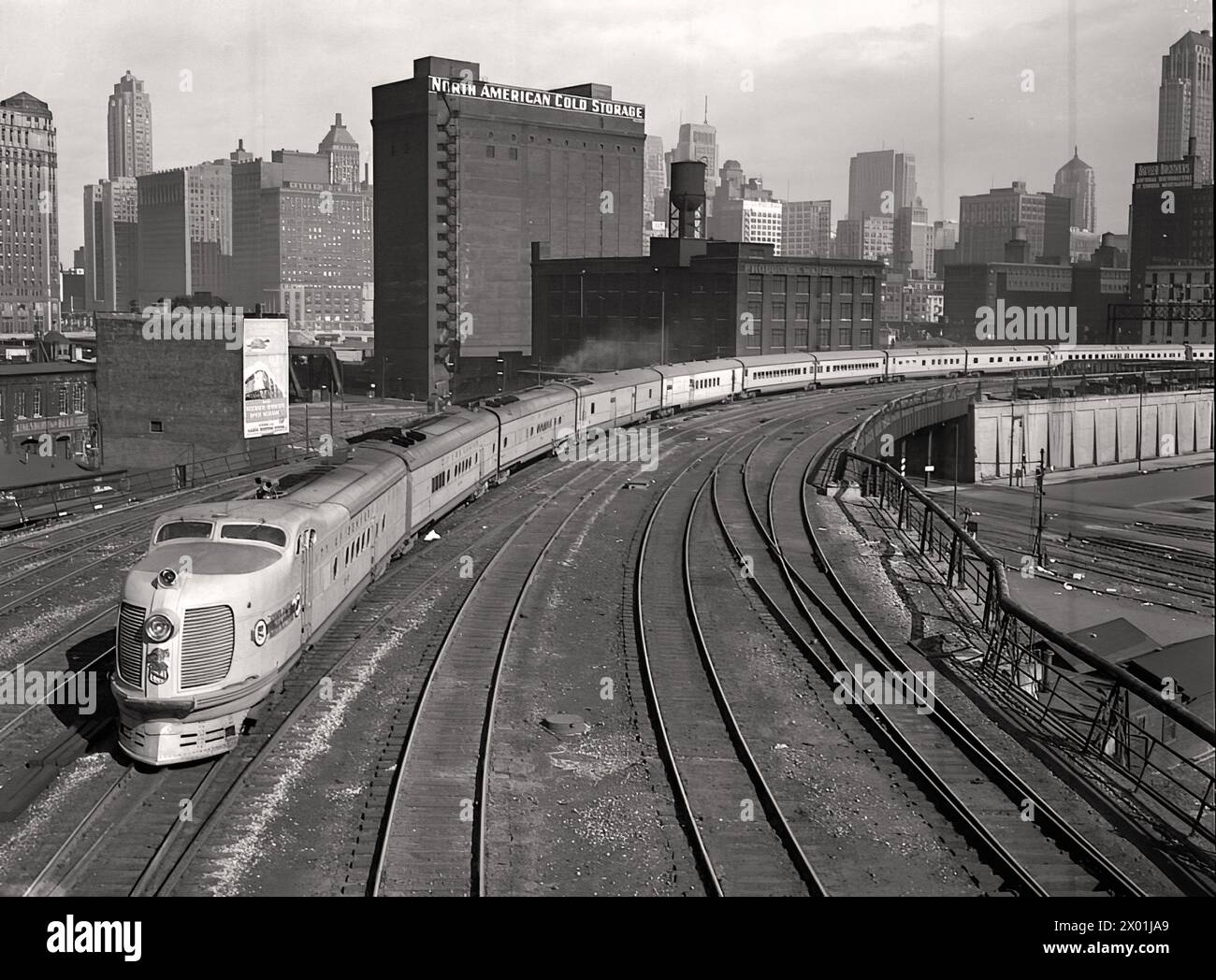 Union Pacific M-10005 City of Denver 1 - Vintage-Fotografie im Zug Stockfoto