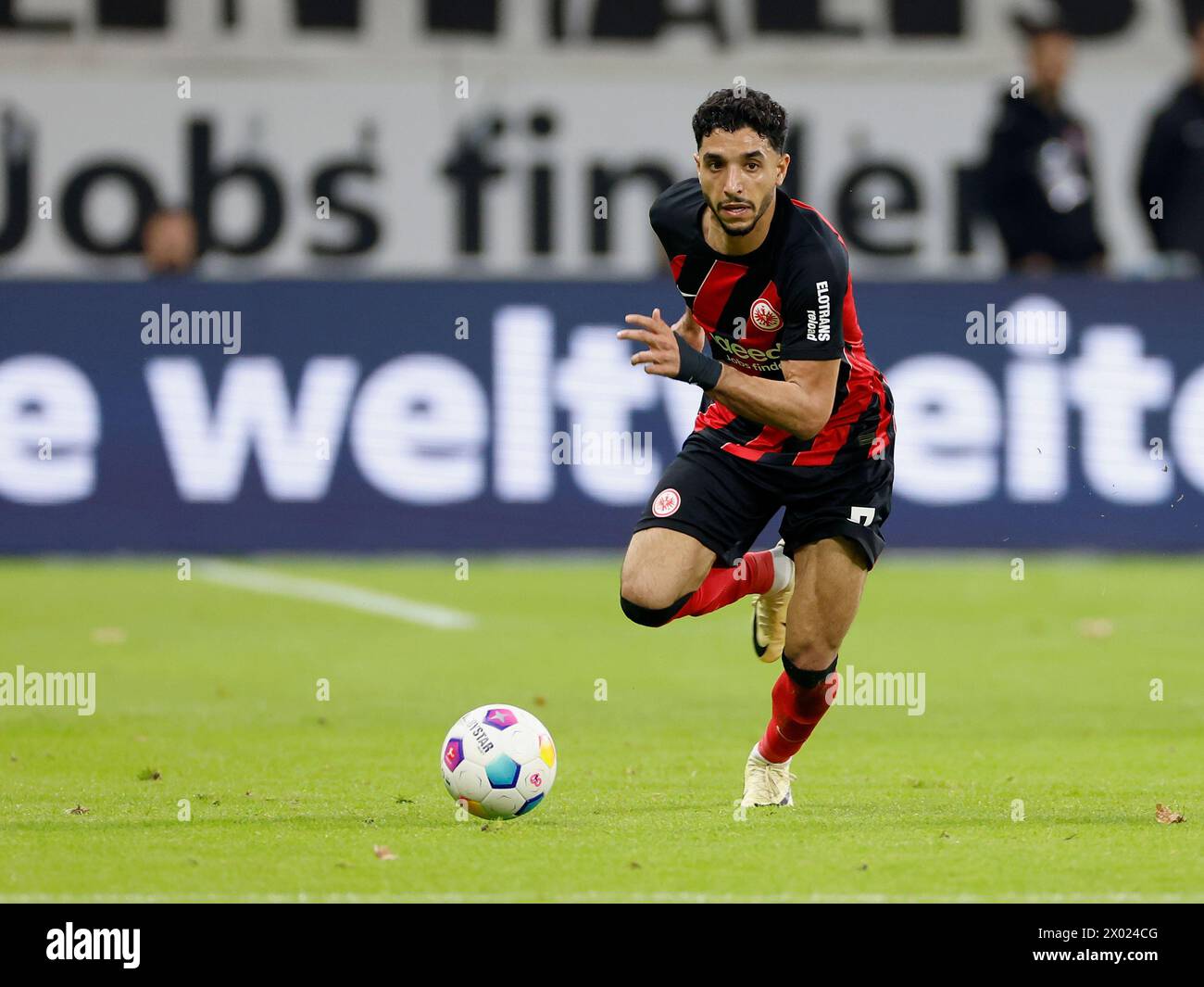 Omar Marmoush (Eintracht Frankfurt, 7). 05.04.2024, Fussball, Bundesliga, Eintracht Frankfurt - SV Werder Bremen, GER, Frankfurt am Main, Deutsche B Stockfoto