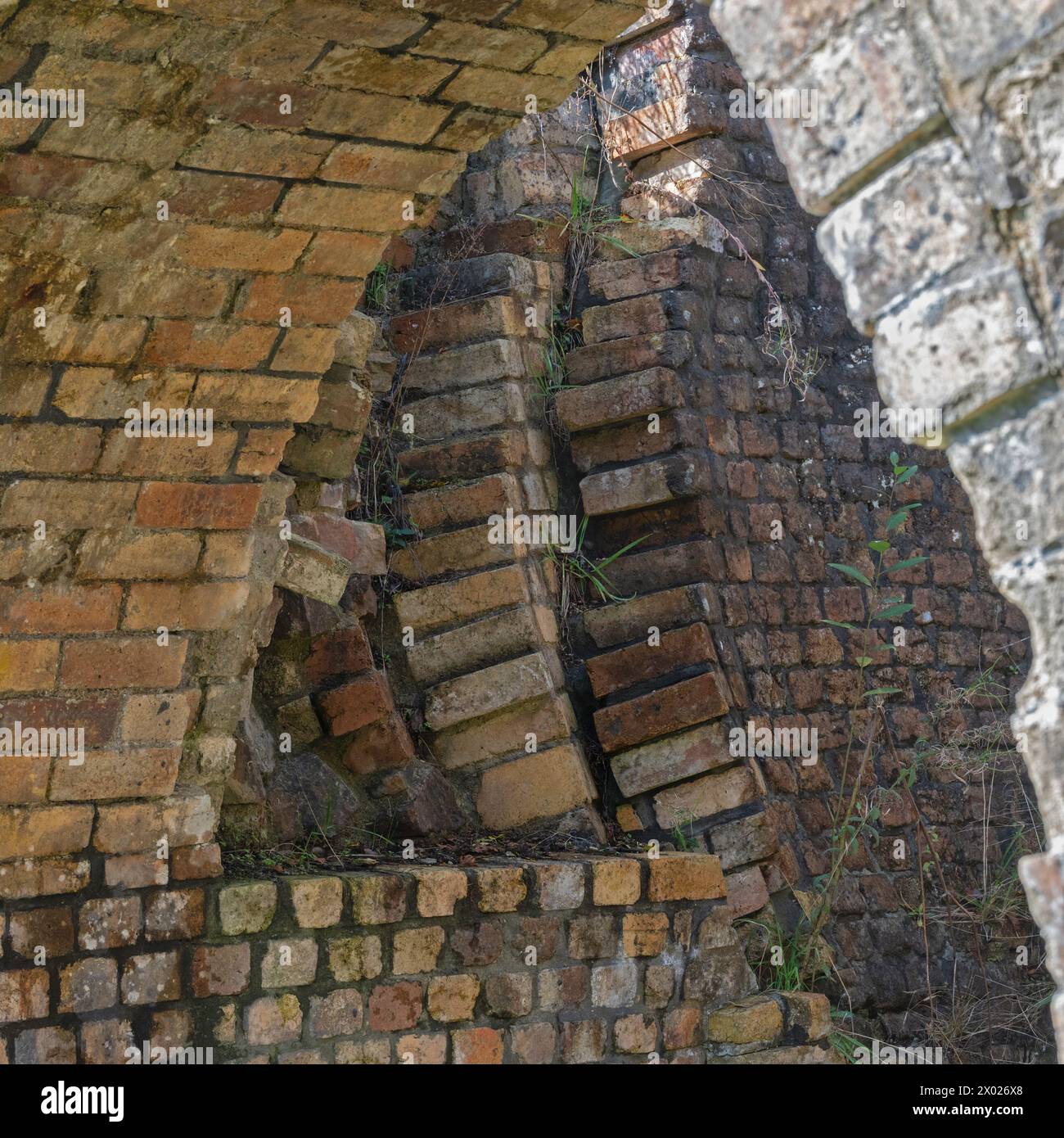 Mauerwerk am Balance Tower im Blaenavon Ironworks Museum in Blaenavon, Abergavenny, Wales, Großbritannien Stockfoto