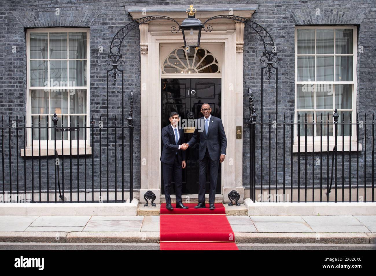 London, Großbritannien. April 2024. Ruandas Präsident Paul Kagame trifft zu einem Treffen mit dem britischen Premierminister Rishi Sunak in der Downing Street ein. Quelle: Justin Ng/Alamy Live News. Stockfoto