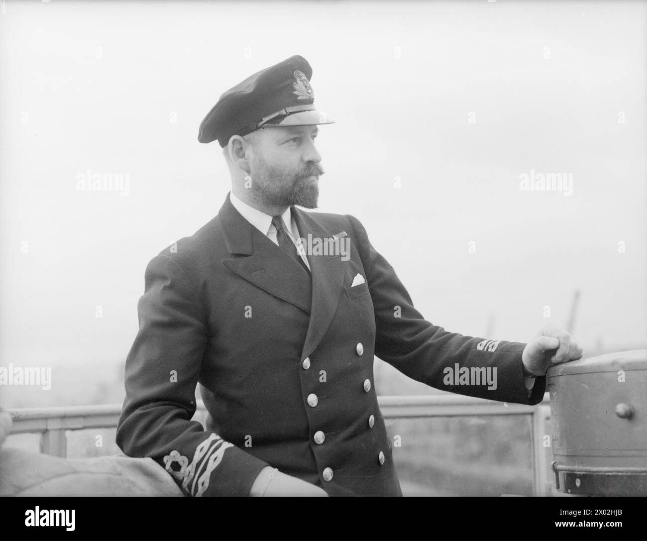 Am 15. Juni 1943 befehligte Leutnant Commander G W. Gregorie von der Royal Naval Reserve die HMS Winchelsea in Londonderry. Stockfoto