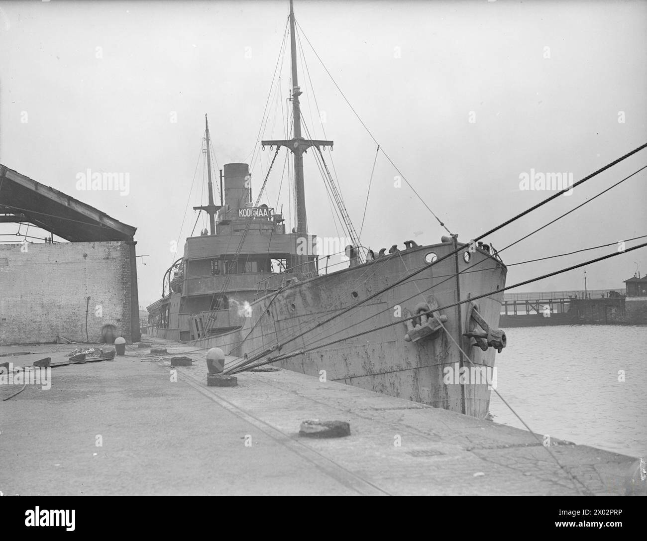SS Kodumaa, ein britisches Handelsschiff, am 12. Mai 1942 in Liverpool während der Kriegseinsätze. Stockfoto