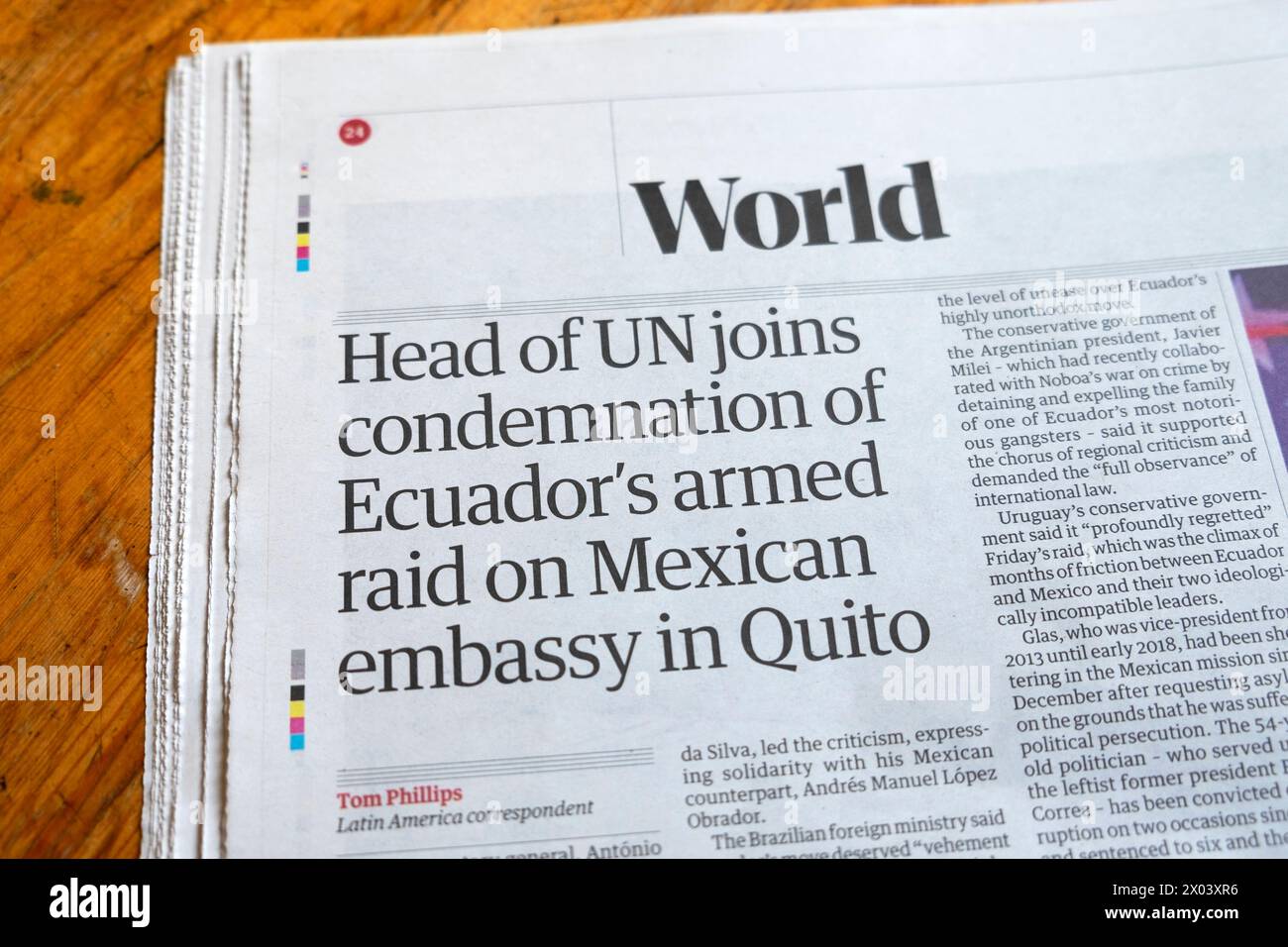"UN-Chef verurteilt Ecuadors bewaffneten Angriff auf die mexikanische Botschaft in Quito", Schlagzeile der Zeitung Guardian 8. April 2024 London UK Stockfoto